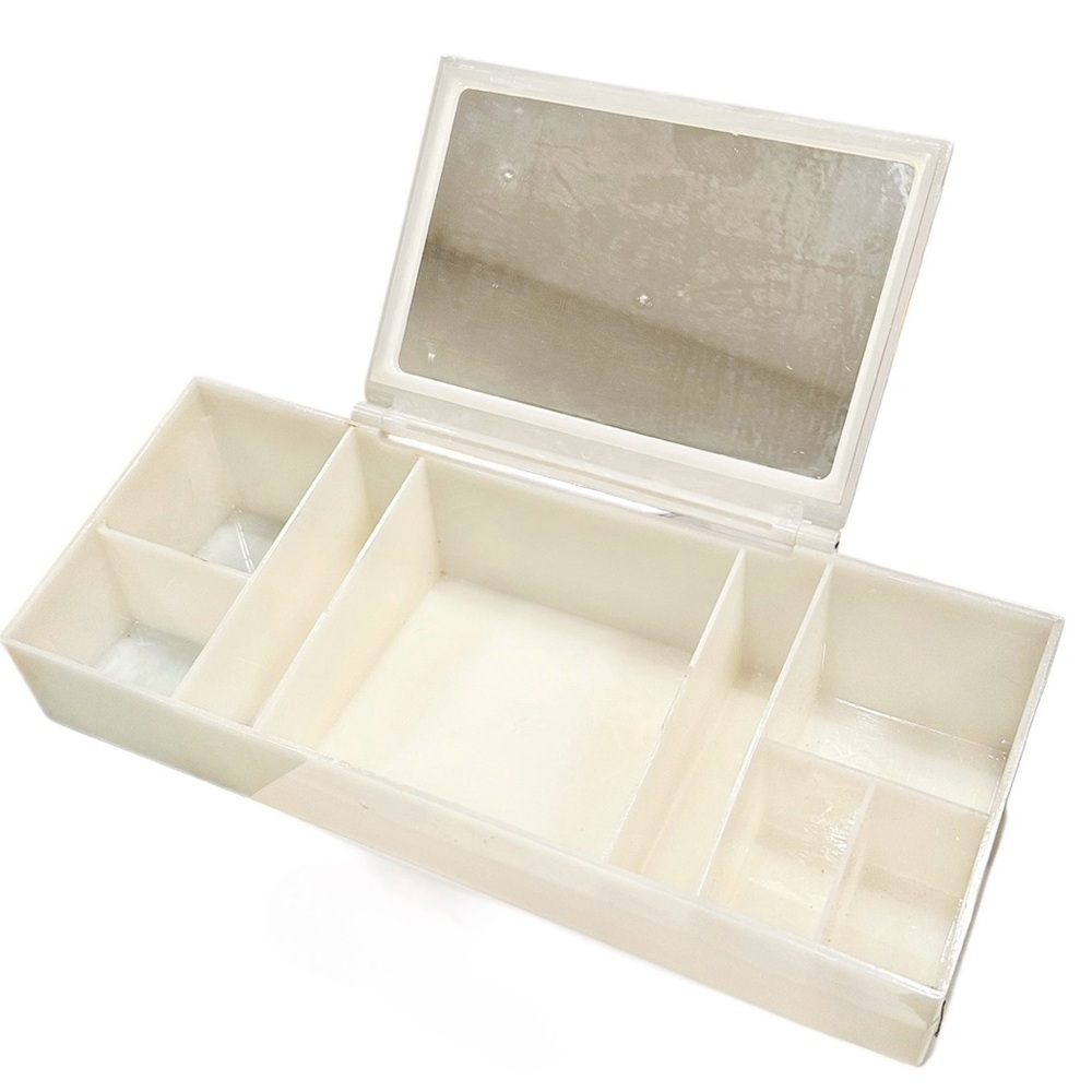 Vintage NOS Makeup Organizer
